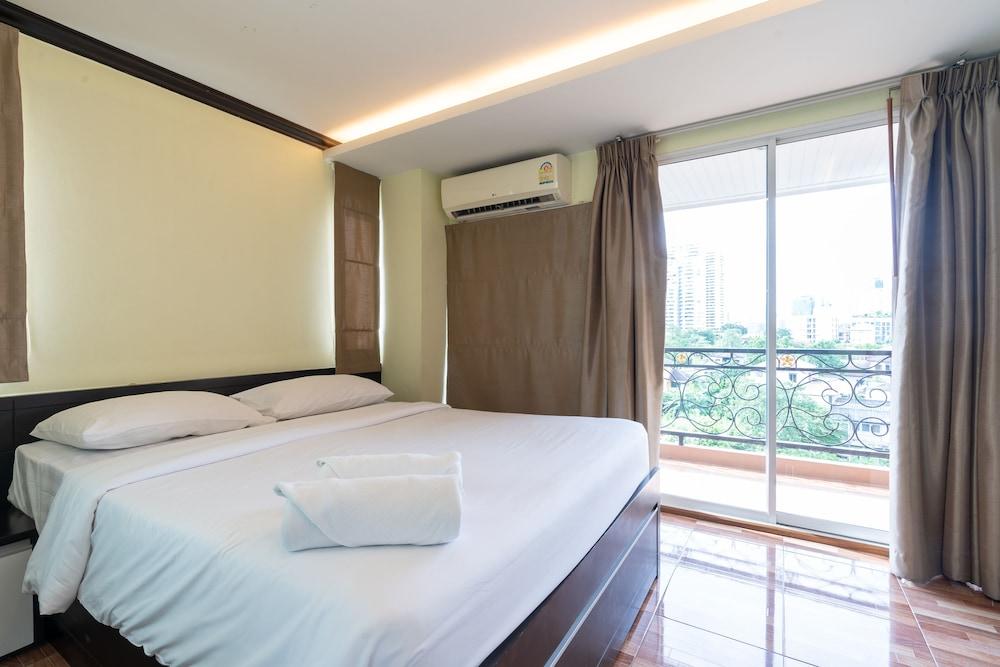 Greenview Ekkamai10 Suite Bangkok Eksteriør billede