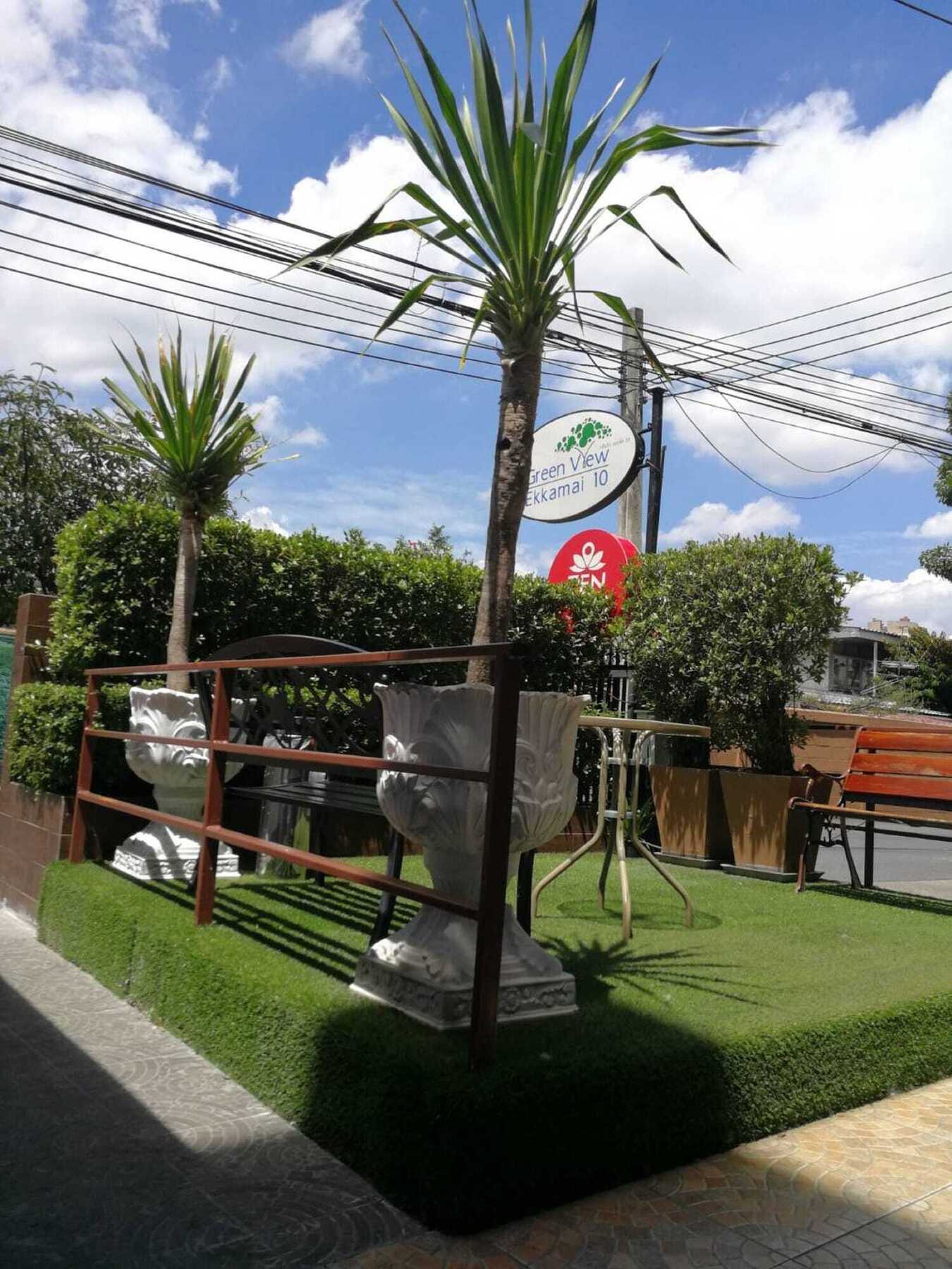 Greenview Ekkamai10 Suite Bangkok Eksteriør billede